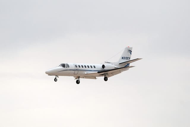N313CV - Business jet