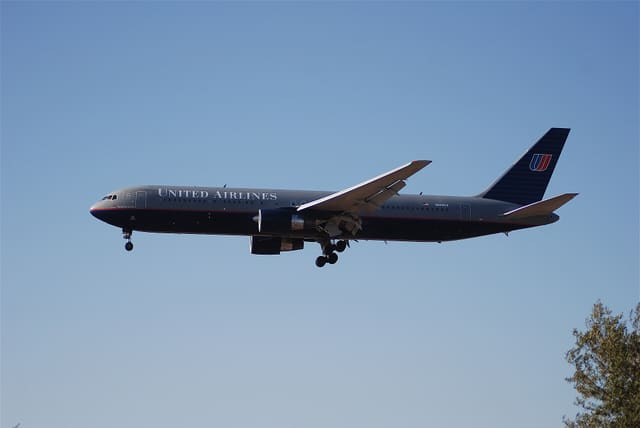 N666UA - Boeing