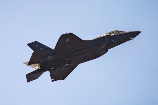  - Aircraft