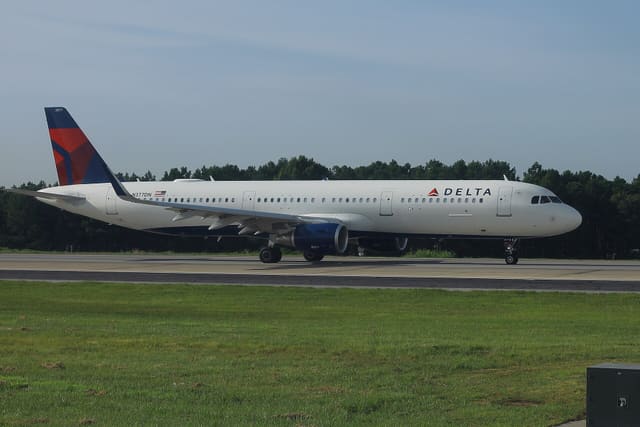 N377DN - Airbus