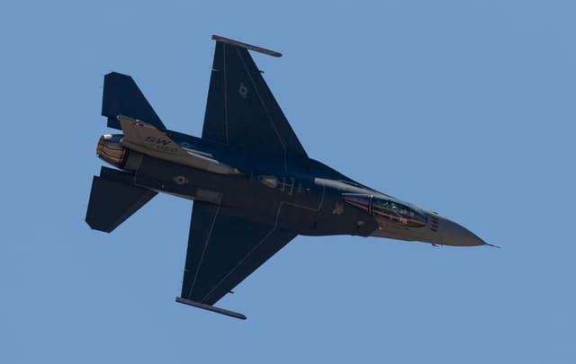  - Single-engine aircraft