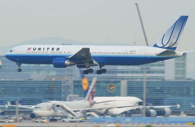 N662UA - Boeing