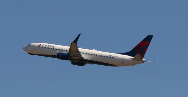 N930DZ - Boeing