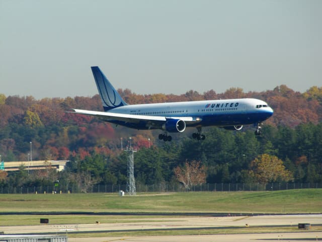 N657UA - Boeing