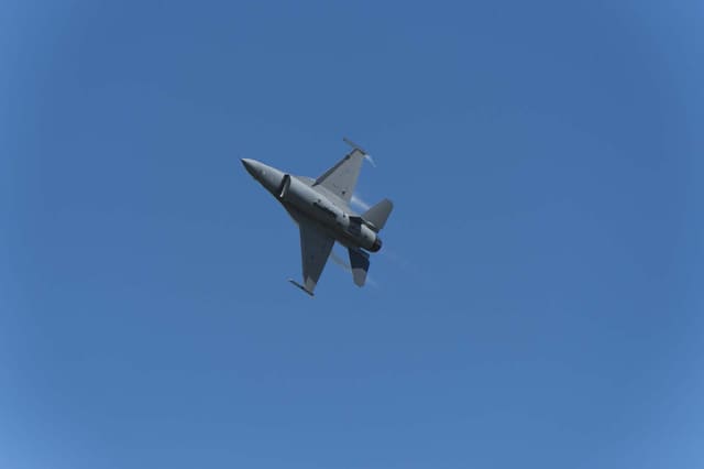  - Single-engine aircraft