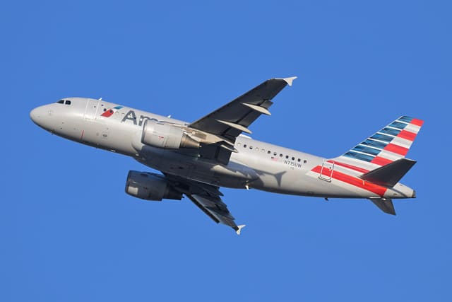 N715UW - Airbus