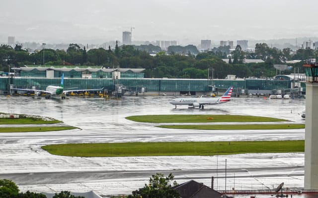 N318SF - Boeing