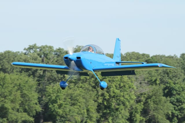 N12CW - Single-engine aircraft