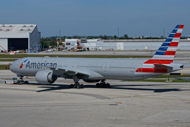 N731AN - Twin-engine aircraft