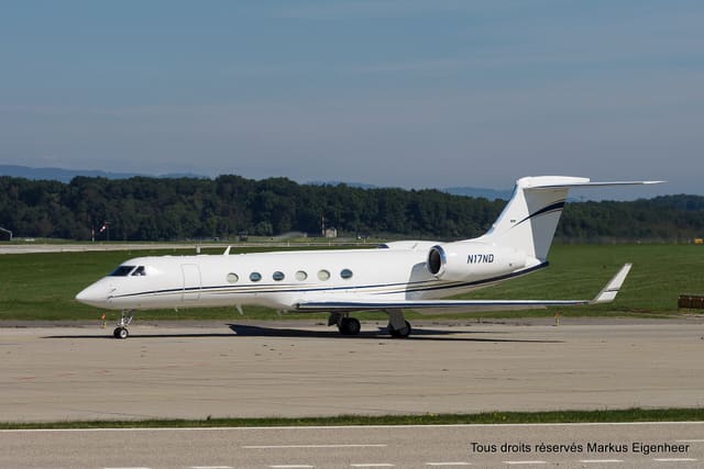 N17ND - Business jet