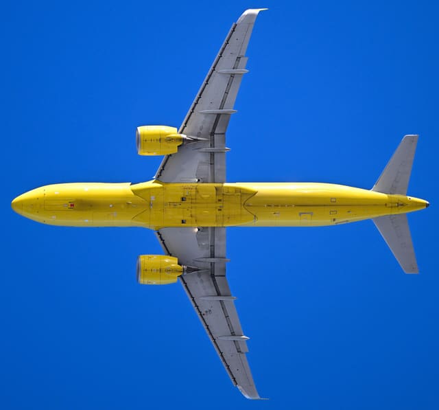 N923NK - Twin-engine aircraft