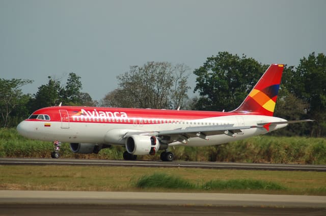 N398AV - Airbus