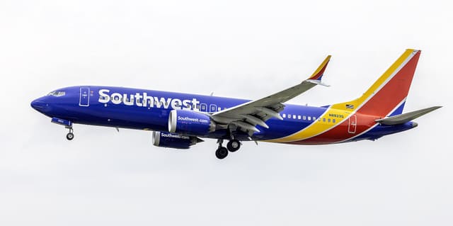 N8823Q - Boeing