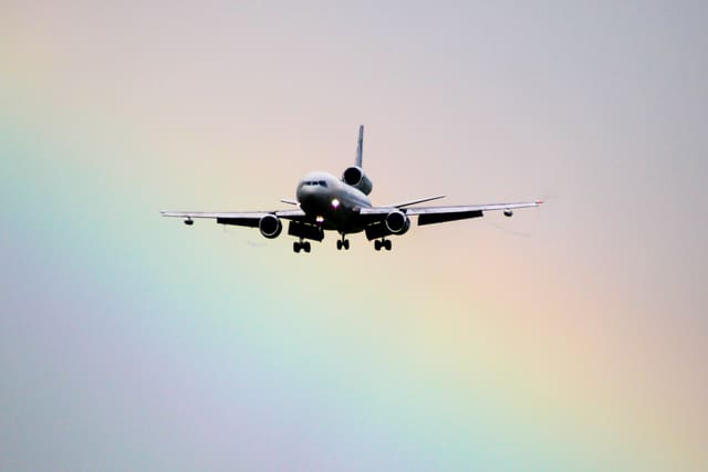 N974VV - Douglas