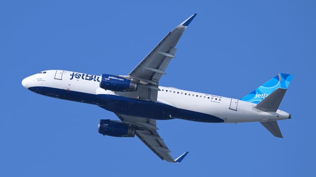 N834JB - Airbus