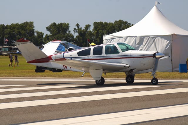 N732G - Beechcraft