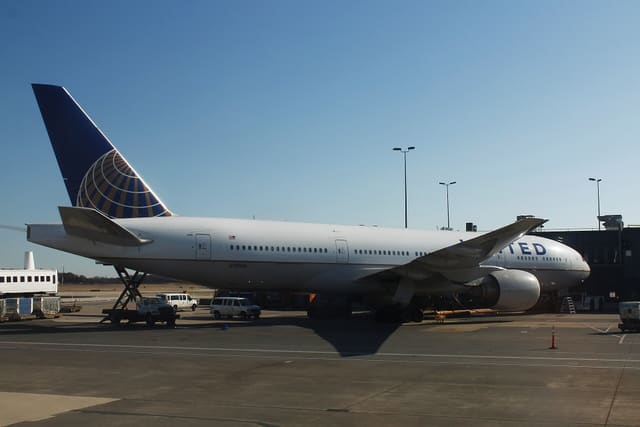 N781UA - Boeing