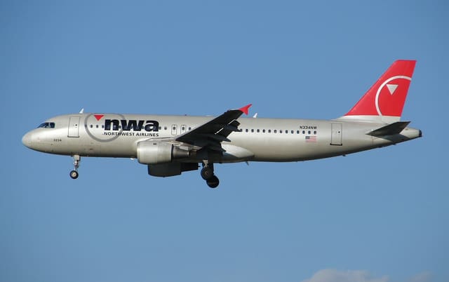 N334NW - Airbus
