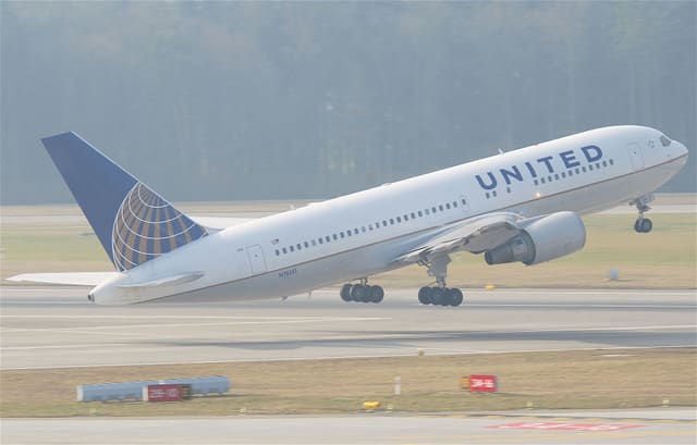 N76151 - Boeing