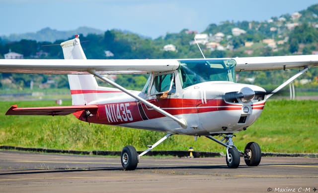 N11435 - Single-engine aircraft