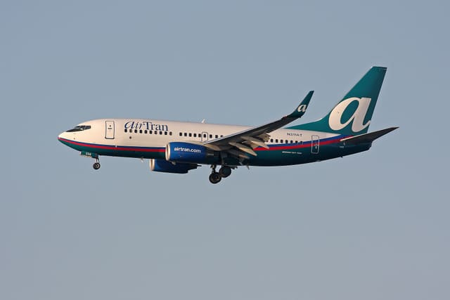N311AT — Boeing