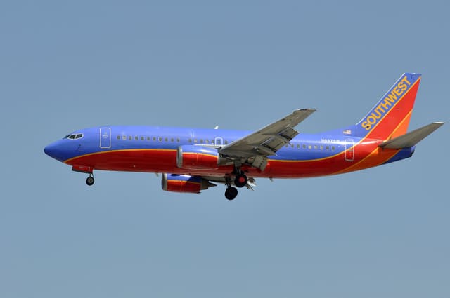 N687SW - Boeing