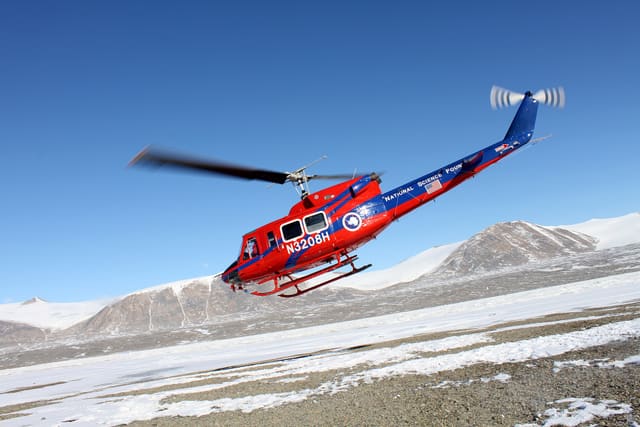N3208H - Helicopter