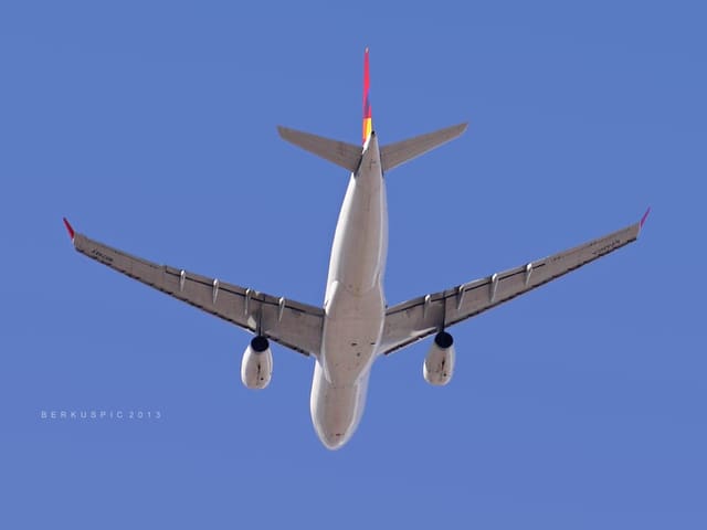 N974AV - Aircraft