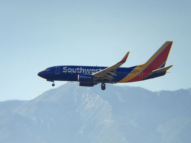 N772SW - Boeing
