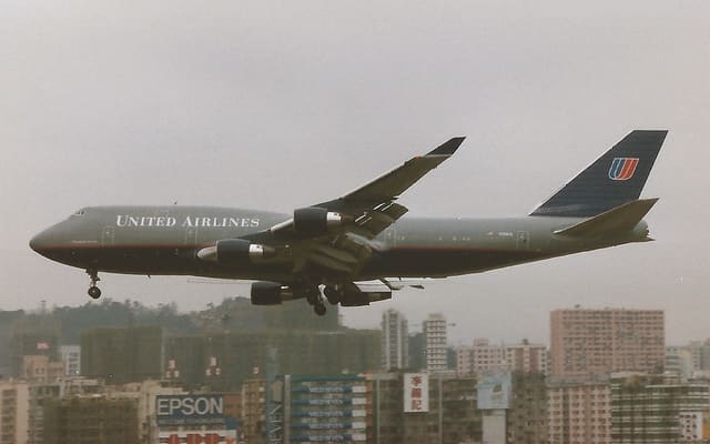 N196UA - Boeing