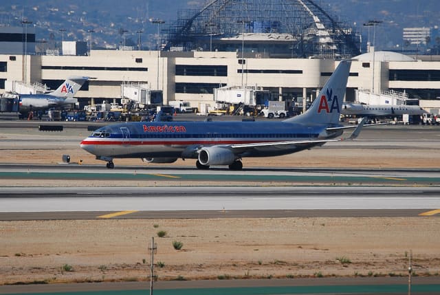N958AN - Twin-engine aircraft