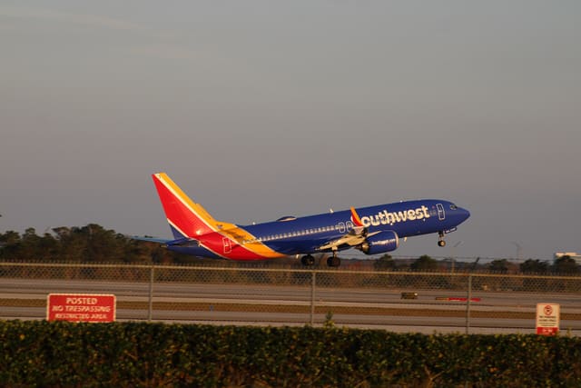 N1806U - Boeing