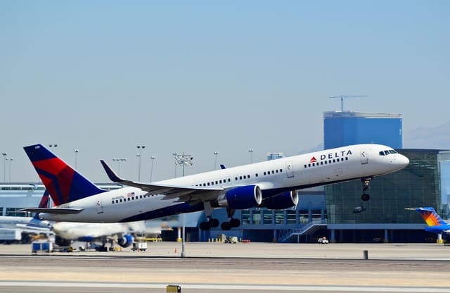 N688DL - Boeing