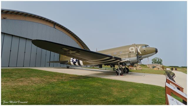  - Twin-engine aircraft