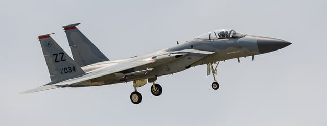  - Twin-engine aircraft
