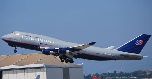 N187UA - Boeing