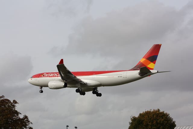 N974AV - Airbus