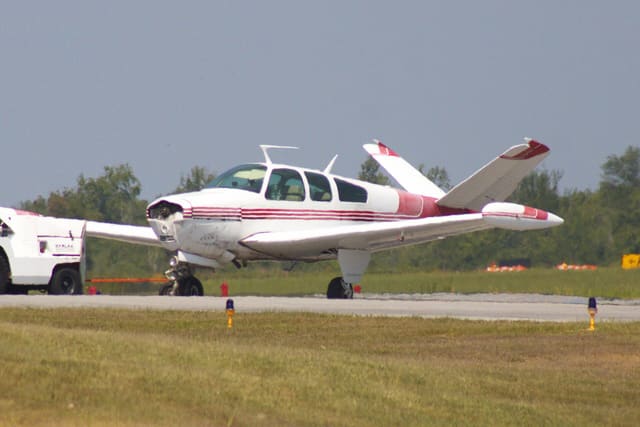 N7WA - Beechcraft