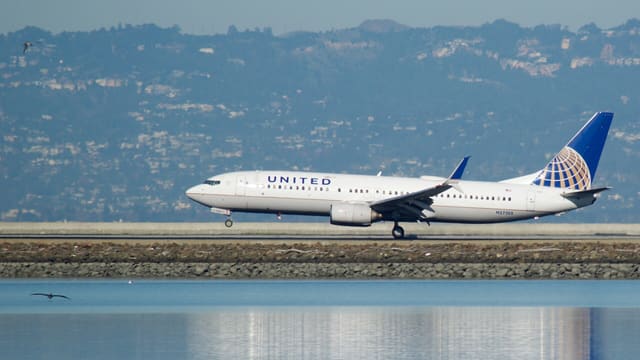 N27205 - Boeing