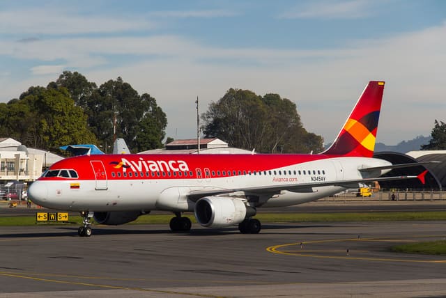 N345AV - Airbus
