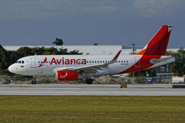 N690AV - Airbus