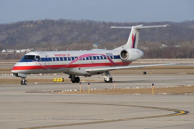 N698CB - Aircraft