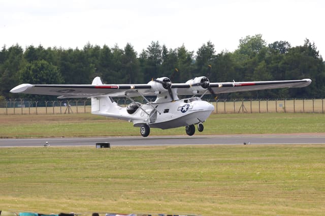  - Twin-engine aircraft