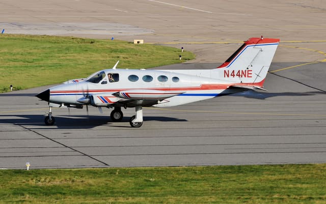 N44NE - Cessna