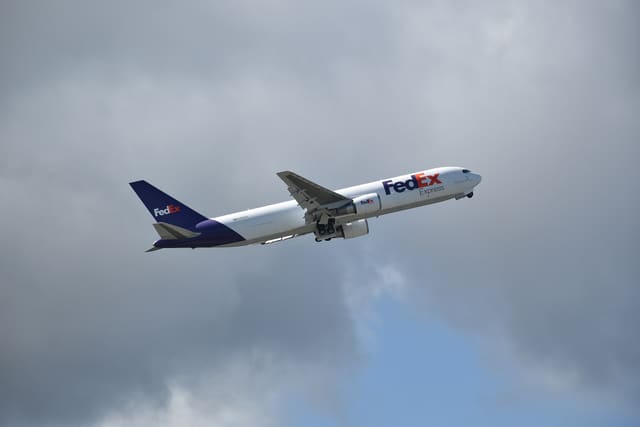 N106FE - Boeing