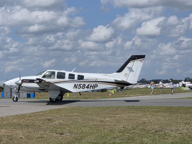 N584HP - Beechcraft Baron 58
