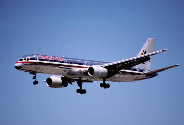 N194AA - Boeing