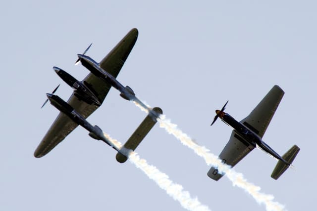 N25Y - Lockheed