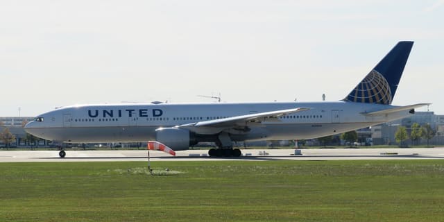 N219UA - Boeing