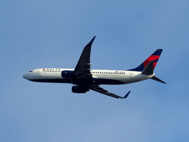 N3762Y - Boeing